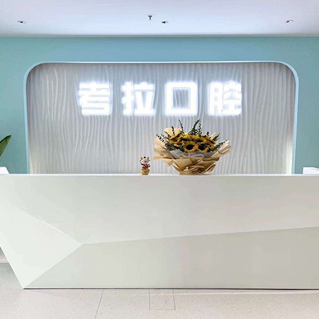 深圳一顆種植牙齒多少錢！深圳考拉口腔診所種植牙價目表已更新，瑞典諾貝爾PMC種植牙：7479元起/顆！