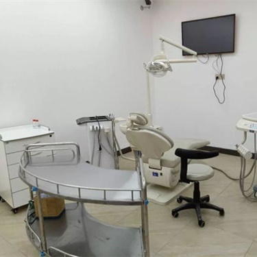 金華種植一顆假牙多少錢！金華善美口腔種植牙收費(fèi)表公布，國(guó)產(chǎn)鈦基牙(BAM)種植牙價(jià)格：3548元起/顆！